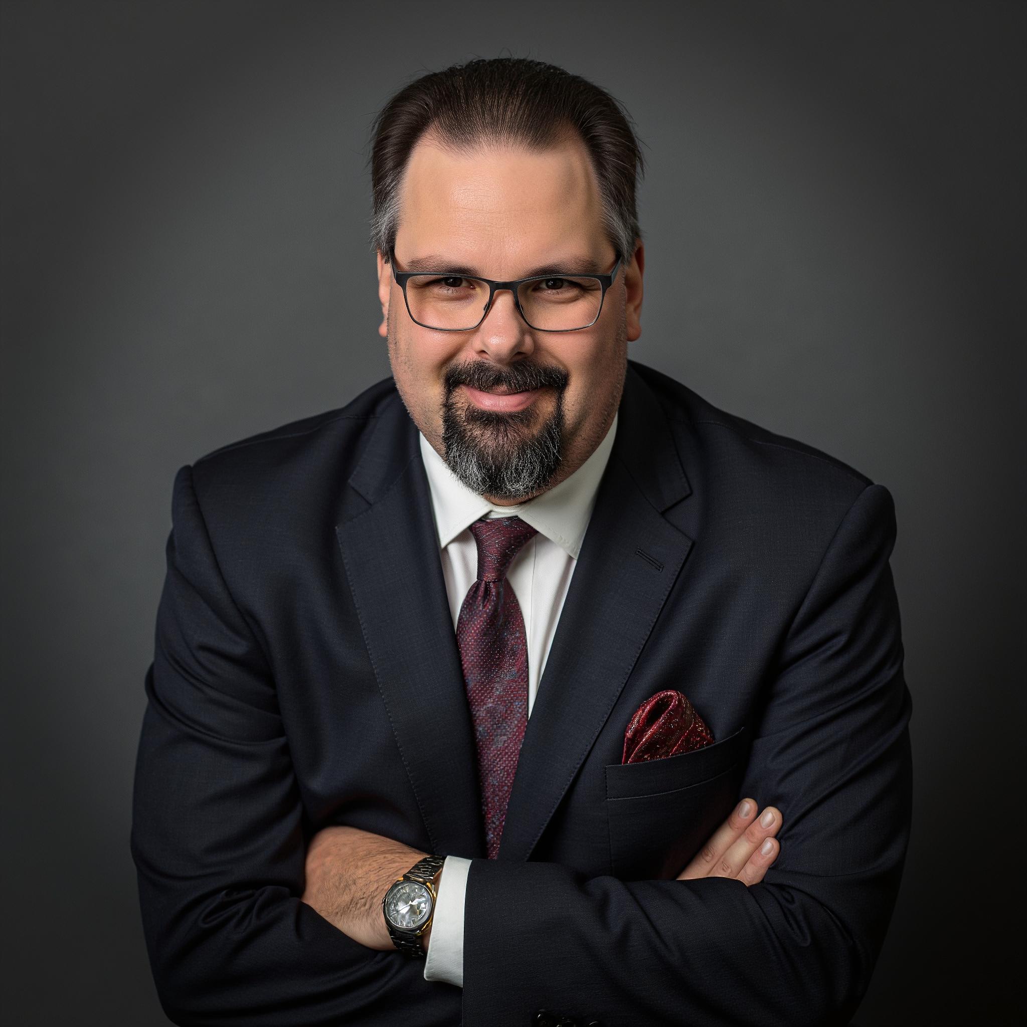 Thomas Earl Jr - Professional Photo